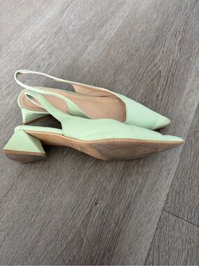 Women’s Pointed Slingback Low Heel Pumps in Mint‎